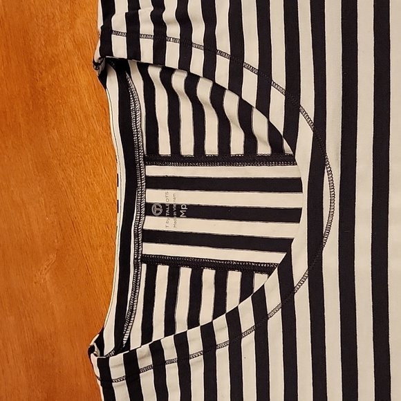 Brand new Talbots Women's short sleeve top, size MP. - Picture 2 of 5